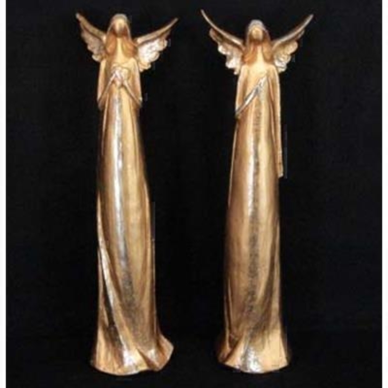 Choice of 2 beautifully elegant angel figurines by award winning British company Gisela Graham. Price is for 1 figurine and the choice will be random unless specified. Approx size (LxWxD) 33x9.5x8cm